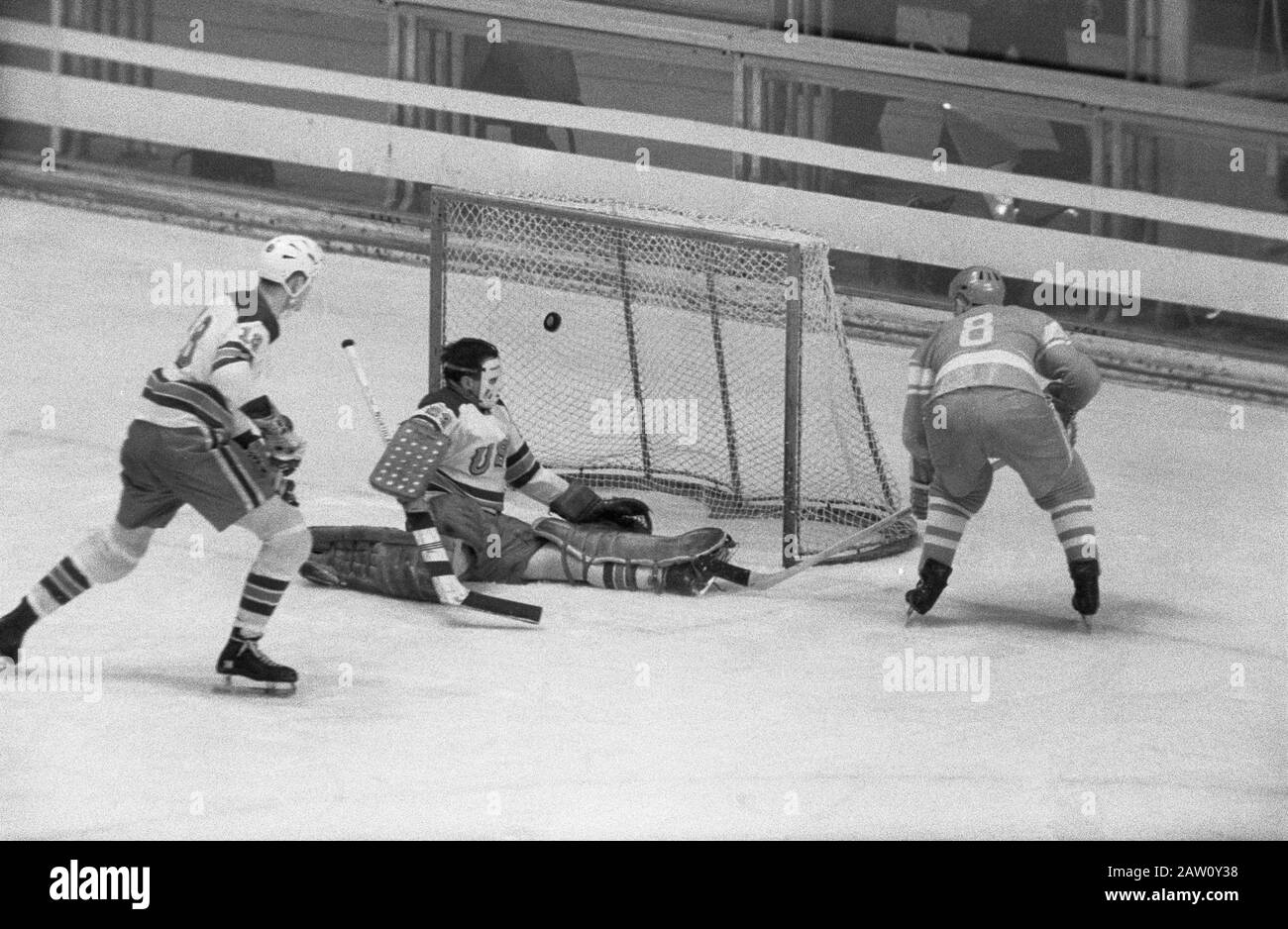 Olympics Grenoble, Hockey Russia gegen USA 10 Game Time Date: 9. Februar 1968 Ort: Grenoble, Russia Schlagwörter: Hockey Stockfoto