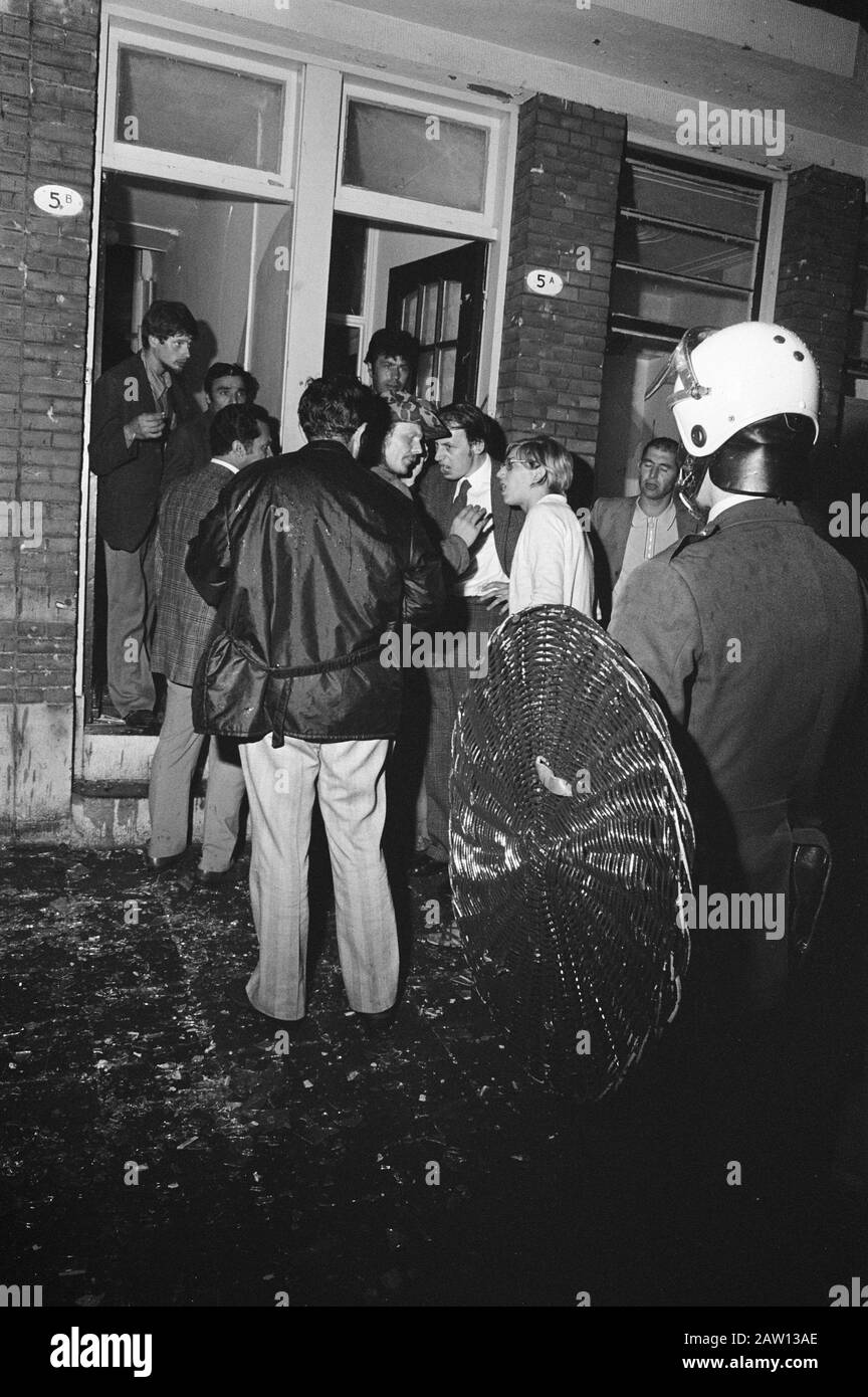 Unruhen in Rotterdam-Afrikaanderbuurt Datum: 14. August 1972 Standort: Rotterdam, Südholland Stockfoto