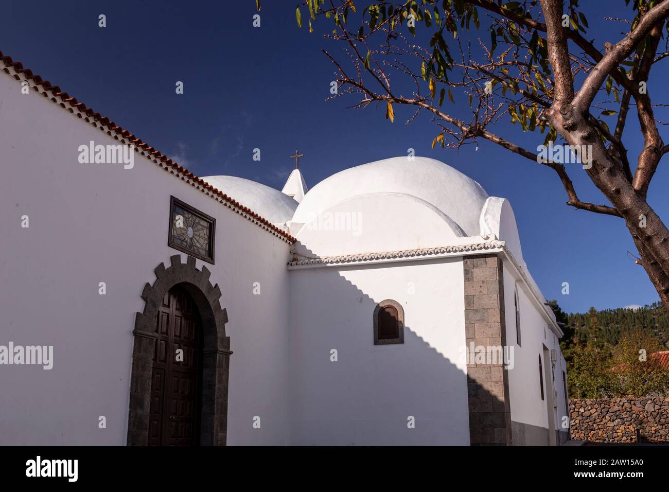 Kirche außen in Santiago del Teide, auf Tenera, auf den Kanarischen Inseln Stockfoto