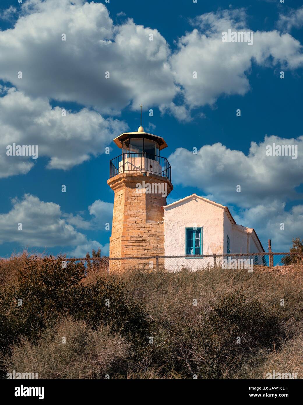 Leuchtturm im Dorf Pervolia in Larnaka, Zypern Stockfoto