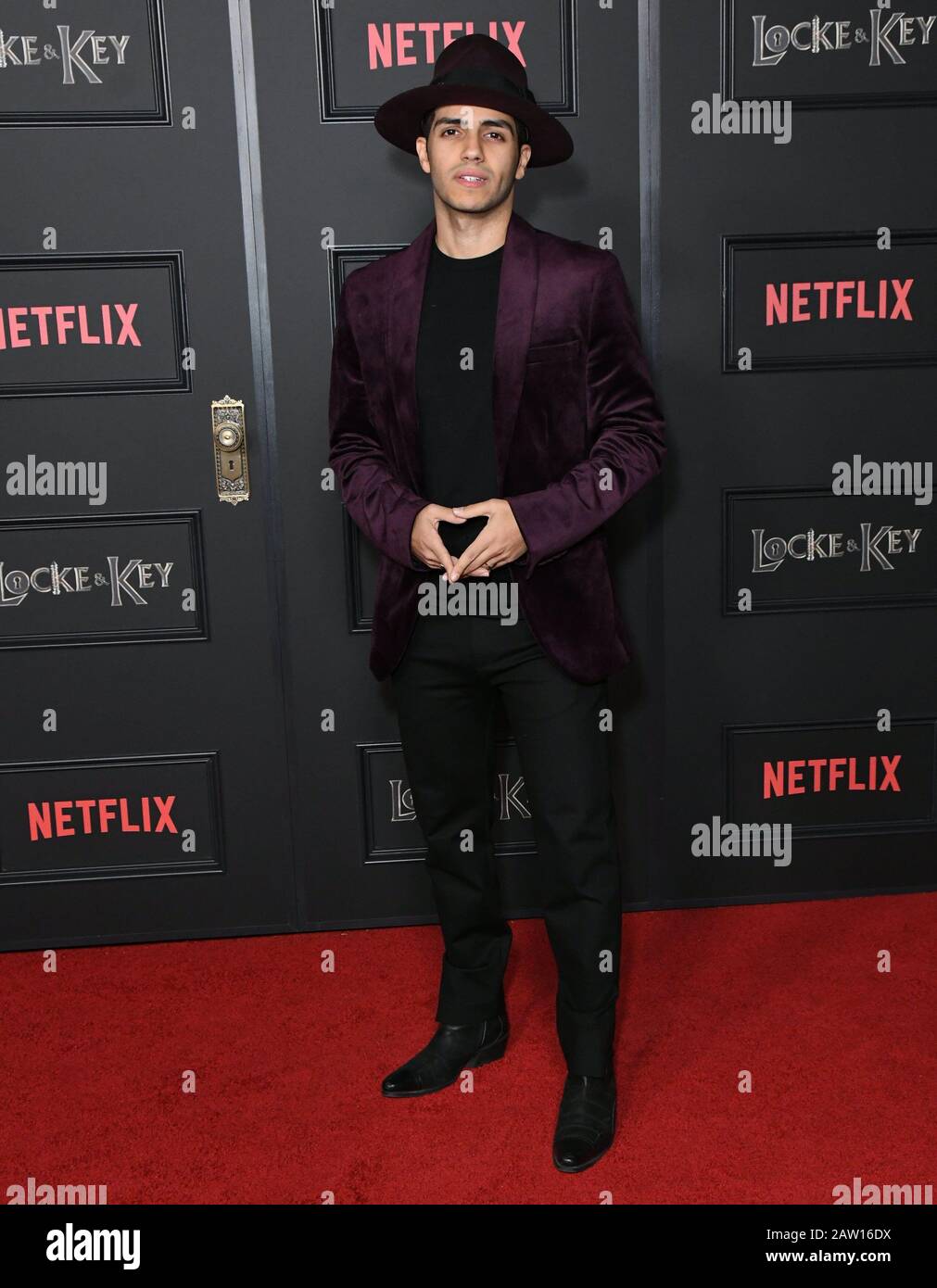 05. Februar 2020 - Hollywood - Mena Massoud. Netflix's Premiere Photo Call der Serie "Locke & Key" im ägyptischen Theater. (Bild: © Birdie Thompson/AdMedia über ZUMA Wire) Stockfoto