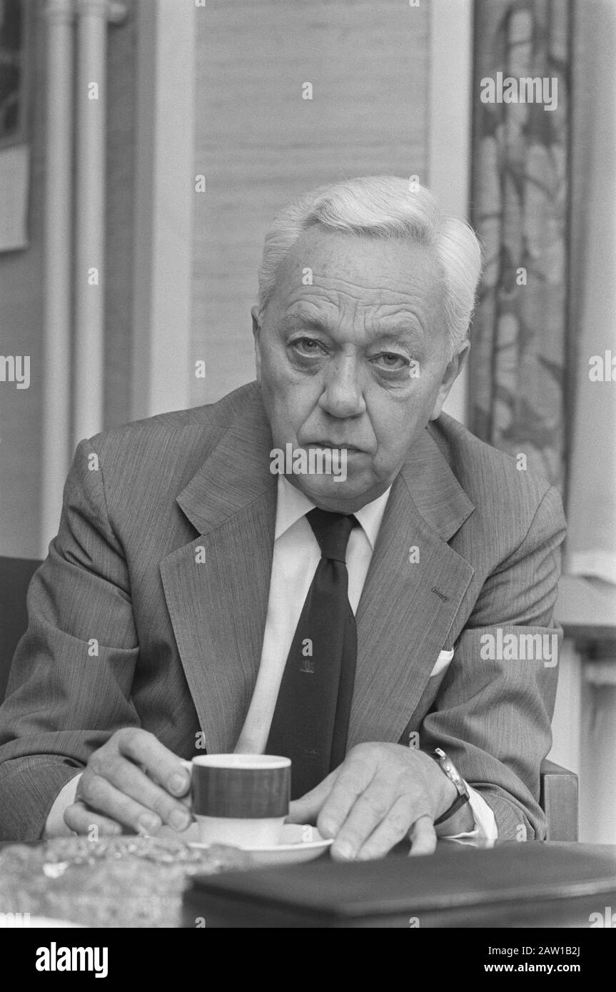 Mission Financial Times, Herr Van den Beld Datum: 27. September 1984 Stockfoto
