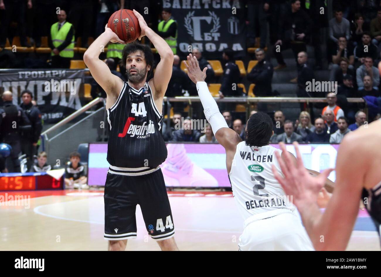 Bologna, Italien. Feb. 2020. Milos teodosic (Virtus segafredo bologna) während Segaftedo Virtus Bologna vs. Partizan Nis Belgrado, Basketball EuroCup Championship in Bologna, Italien, 5. Februar 2020 Credit: Independent Photo Agency/Alamy Live News Stockfoto