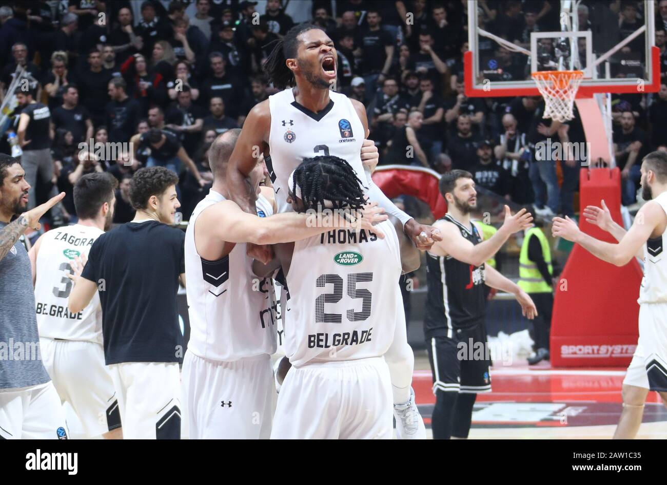 Bologna, Italien. Februar 2020. Das Glück von partizan belgrado al Termine von Partita vinta 84-82 über Virtus segafredo bologna während Segaftedo Virtus Bologna vs. Partizan Nis Belgrado, Basketball EuroCup Championship in Bologna, Italien, 5. Februar 2020 Kredit: Unabhängige Fotoagentur/Alamy Live News Stockfoto