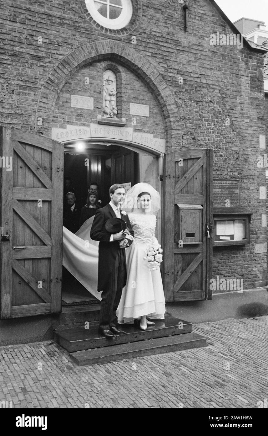 Mission Telegraph, Heiratsarchitekt J. Plas und Miss Lynn Zeier (Mannequin) Datum: 18. Dezember 1962 Schlüsselwörter: Architekten, Hochzeiten, Mannequins Personenname: Plas, Jan, Zeier, Lynn Institution Name: Telegraph Stockfoto