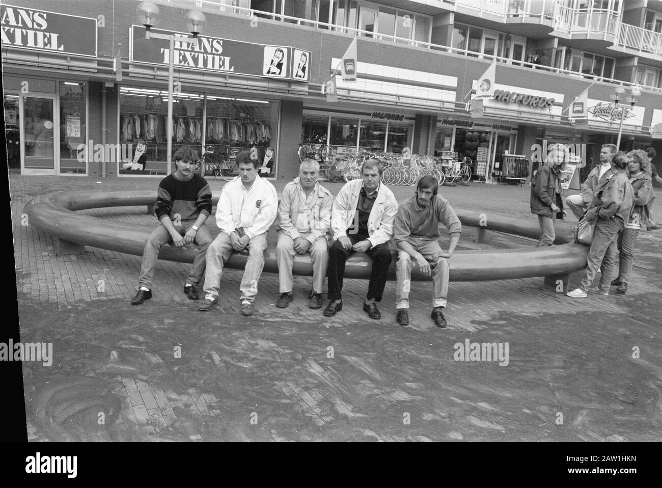 Mission Tubantia; Bank in Hoofddorp Datum: 21. September 1988 Ort: Hoofddorp Stichwörter: Banks Institution Name: Tubantia Stockfoto
