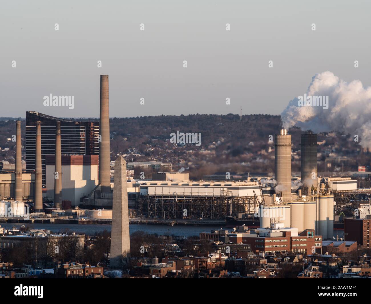 Großes Kraftwerk Nördlich Von Boston Am Morgen Stockfoto
