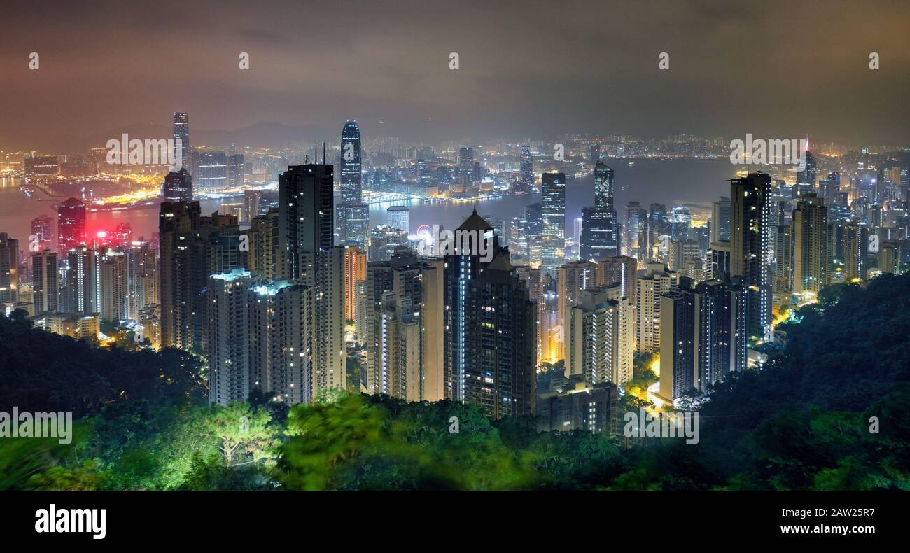 Hong Kong Skyline bei Nacht vom Victoria Peak Stockfoto