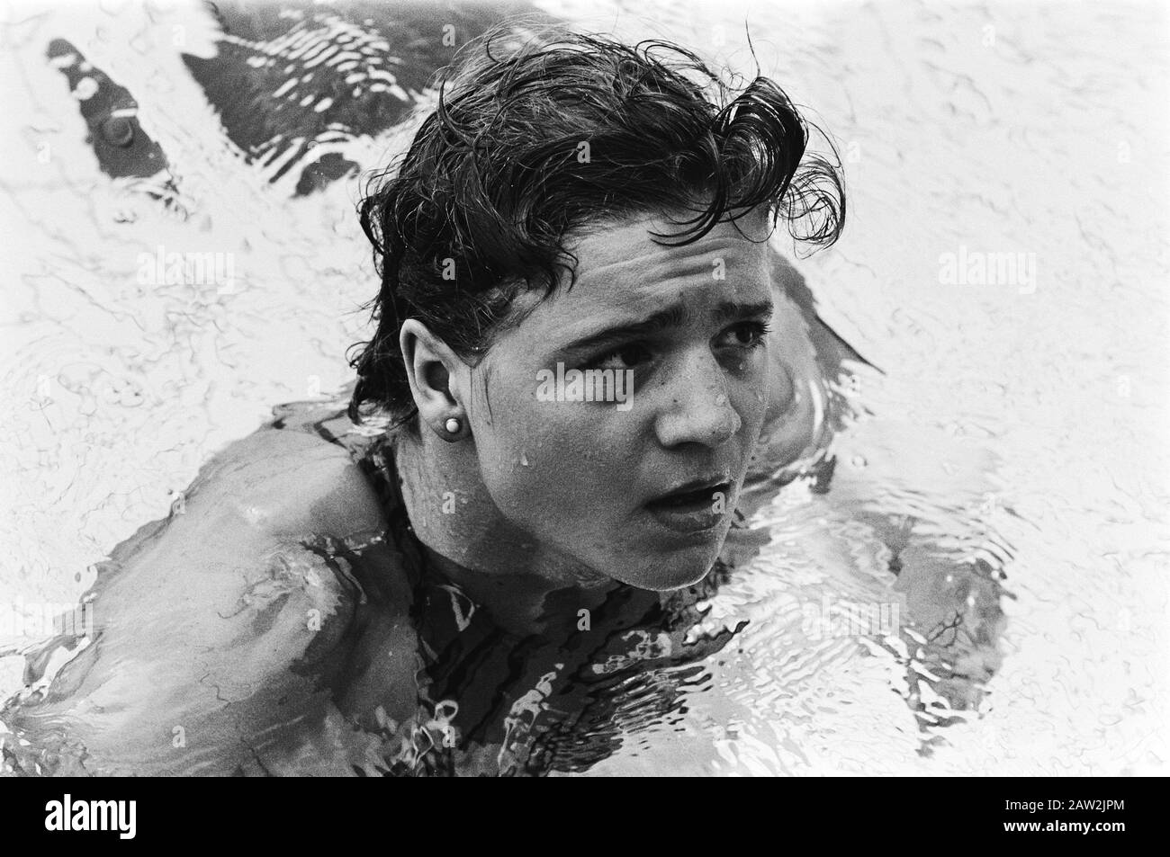 schwimmdamenmannschaft Europameisterschaft schwimmen damen Schwarzweiß-Stockfotos und -bilder -  Alamy