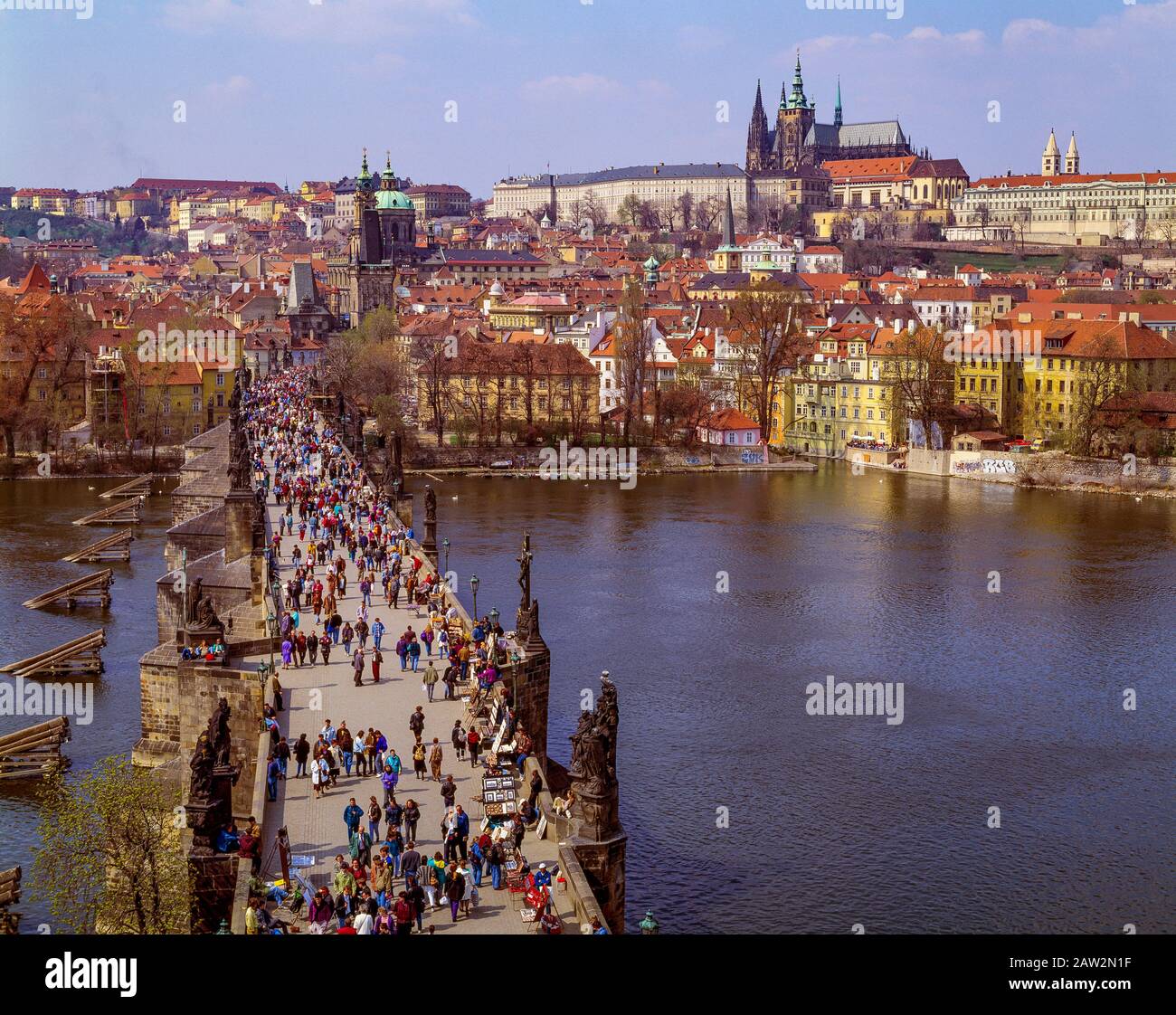 Prag - Übersicht mit Karlsbrücke, Vltava und Veitsdom Stockfoto