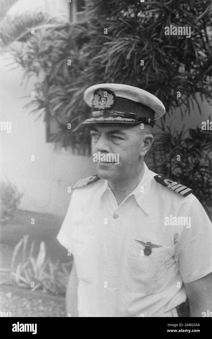 Oberst W.H. Tetering-Kopf N.L.D. Porträt von Oberst W.H. Tetering, Kopf-NLD-Anmerkung: TYPO? Marineluftverkehr? Datum: Juli 1946 Ort: Indonesien Niederländisches Ostindien Stockfoto