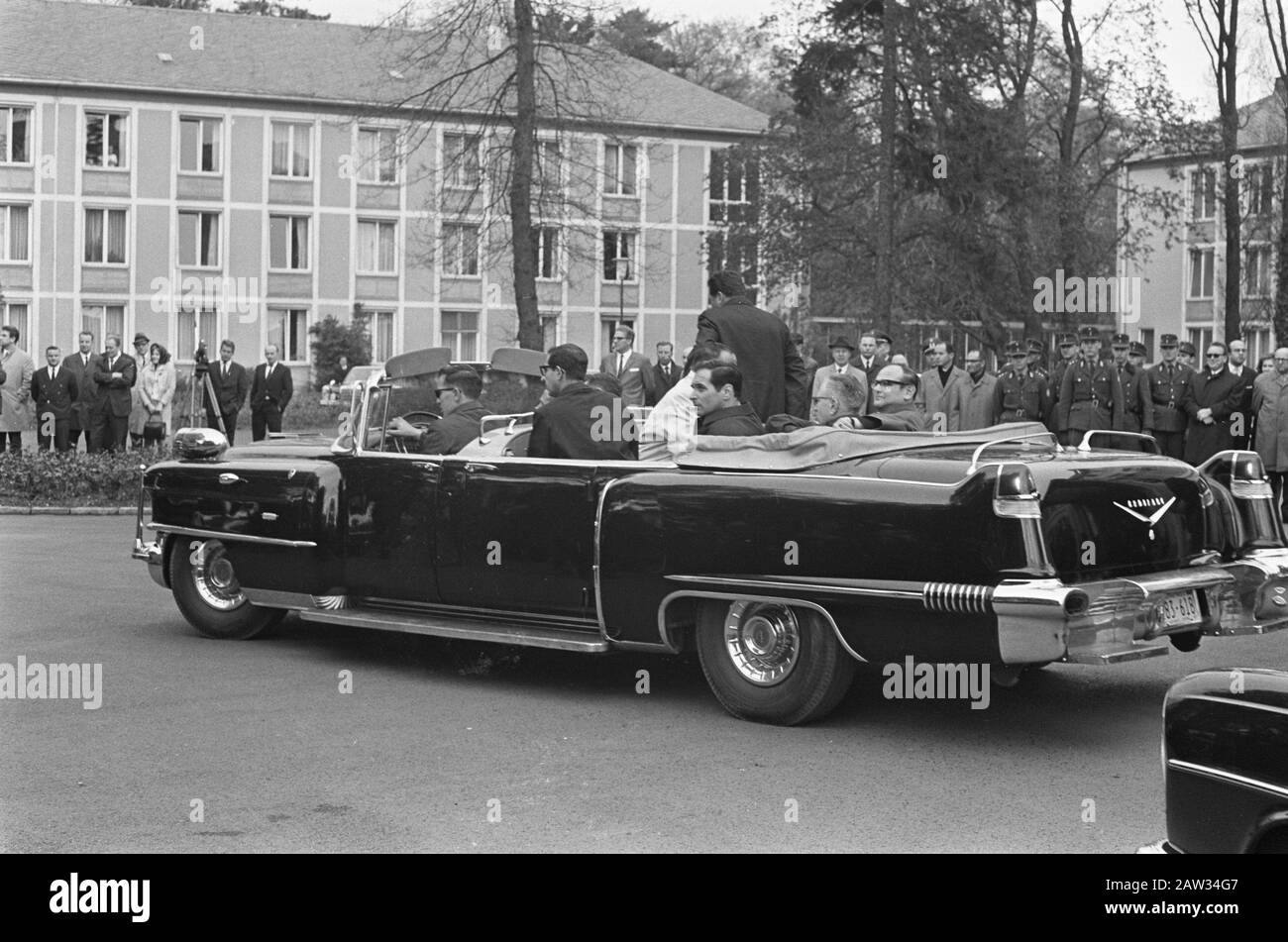 Präsident Johnson (USA) hatte Gespräche mit Kiesinger in Bonn, Bodyguard-Präsident Johnson Datum: 24. April 1967 Standort: Amerika, Bonn Schlüsselwörter: Gespräche Personenname: Johnson, Lyndon B., Kiesinger Stockfoto