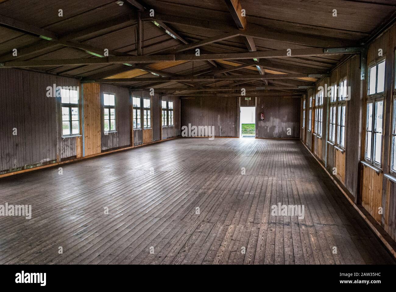 Mauthausen, Österreich; 16. August 2019: Baracke im KZ Mauthausen, wo Tausende von jüdischen Häftlingen und Kinderlähmung inhaftiert waren Stockfoto