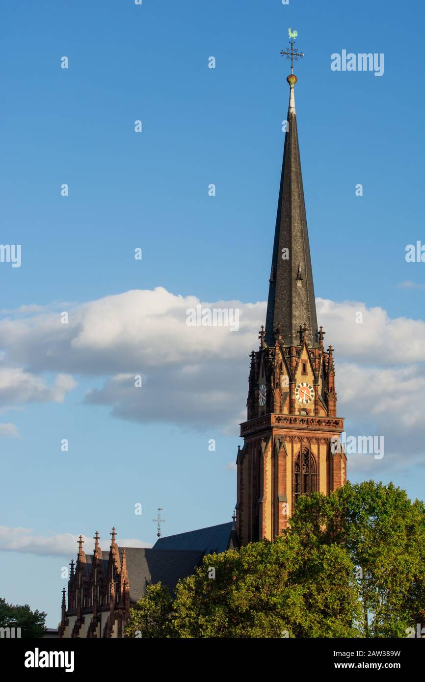 Historischen Turm der so genannten Kirche der heiligen drei Könige (Dreikönigskirche in Frankfurt am Main Stockfoto