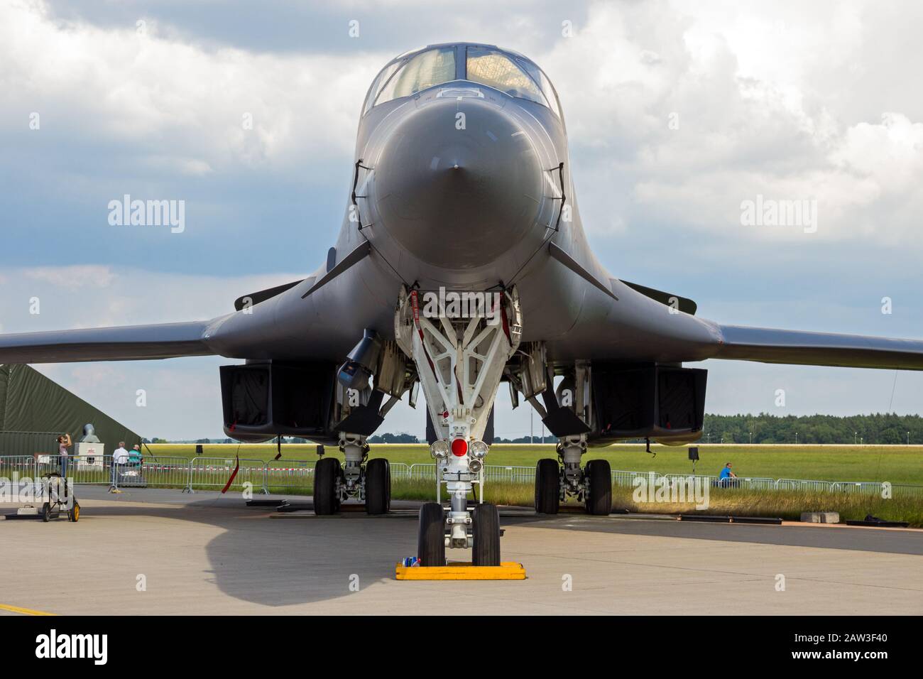 Berlin, DEUTSCHLAND - 2. JUNI 2016: US Air Force Strategic Bomber B-1B Lancer auf der Ausstellung ILA Berlin Air Show zu sehen. Stockfoto