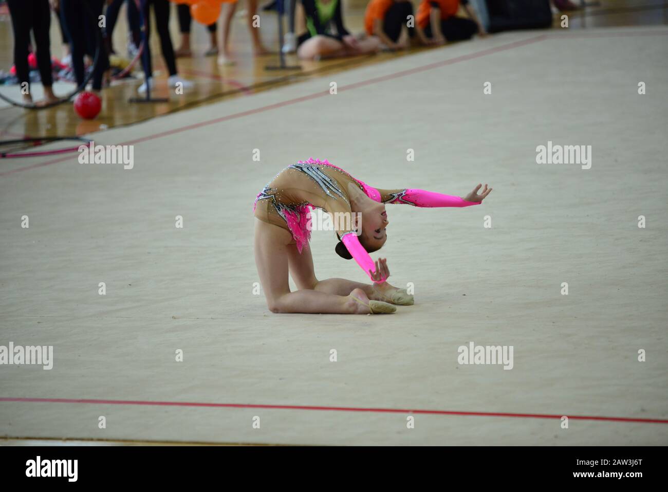 Mädchen tun Rhythmische Sportgymnastik Stockfoto