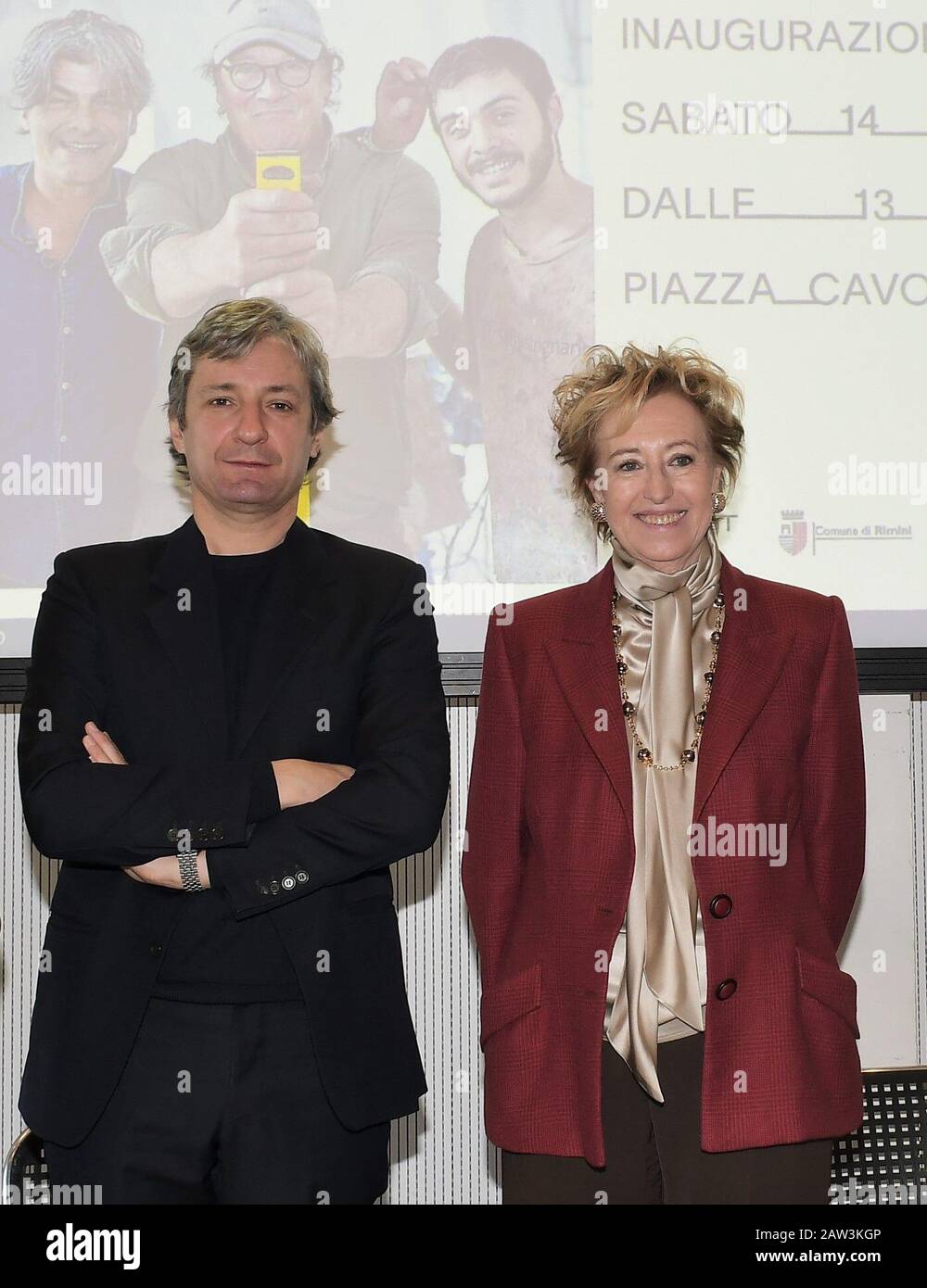 Mailand, Italien. Februar 2020. MAILAND, Italien TEIL - Kunstpalast in Rimini, Pressevorstellung mit Stefano Boeri Pres-Fondazione La Triennale MI, Andrea Gnassi Mayor Rimini, Letizia Moratti Mitgründerin der Stiftung San Patrignano, Clarice Pecori Giraldi Kuratorin Corninator San Patrignano Collection und Luca Cipelletti Architektin. Auf dem Foto: Andrea Gnassi Bürgermeister von Rimini und Letizia Moratti Mitgründerin der Stiftung San Patrignano Credit: Independent Photo Agency/Alamy Live News Stockfoto