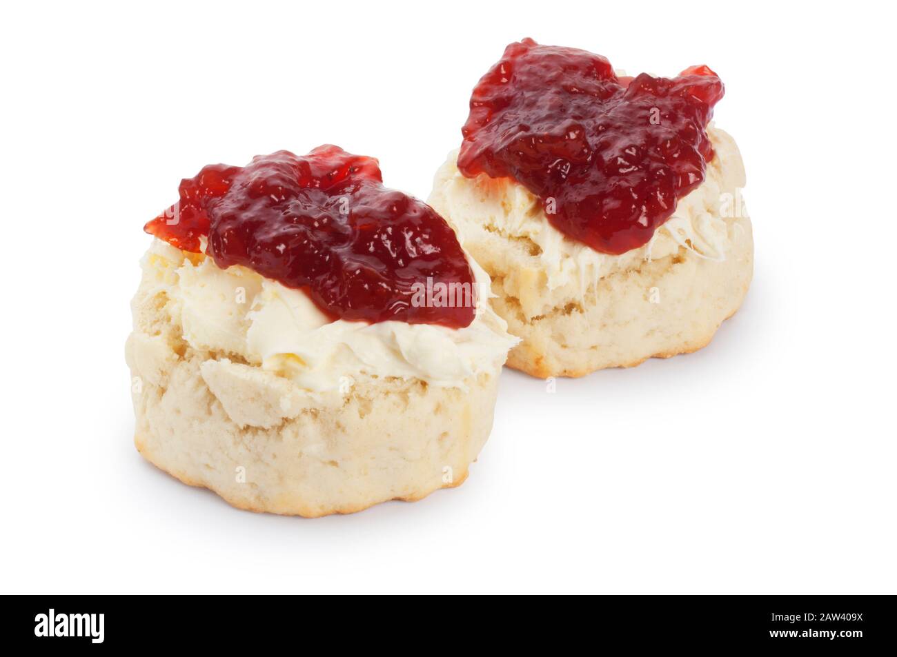 Studio mit hausgemachten Scones, geklotzter Creme und Erdbeermarmelade. Wenn der Jam oben ist, heißt es, es handle sich um eine Devonshire-Version - John Gollop Stockfoto