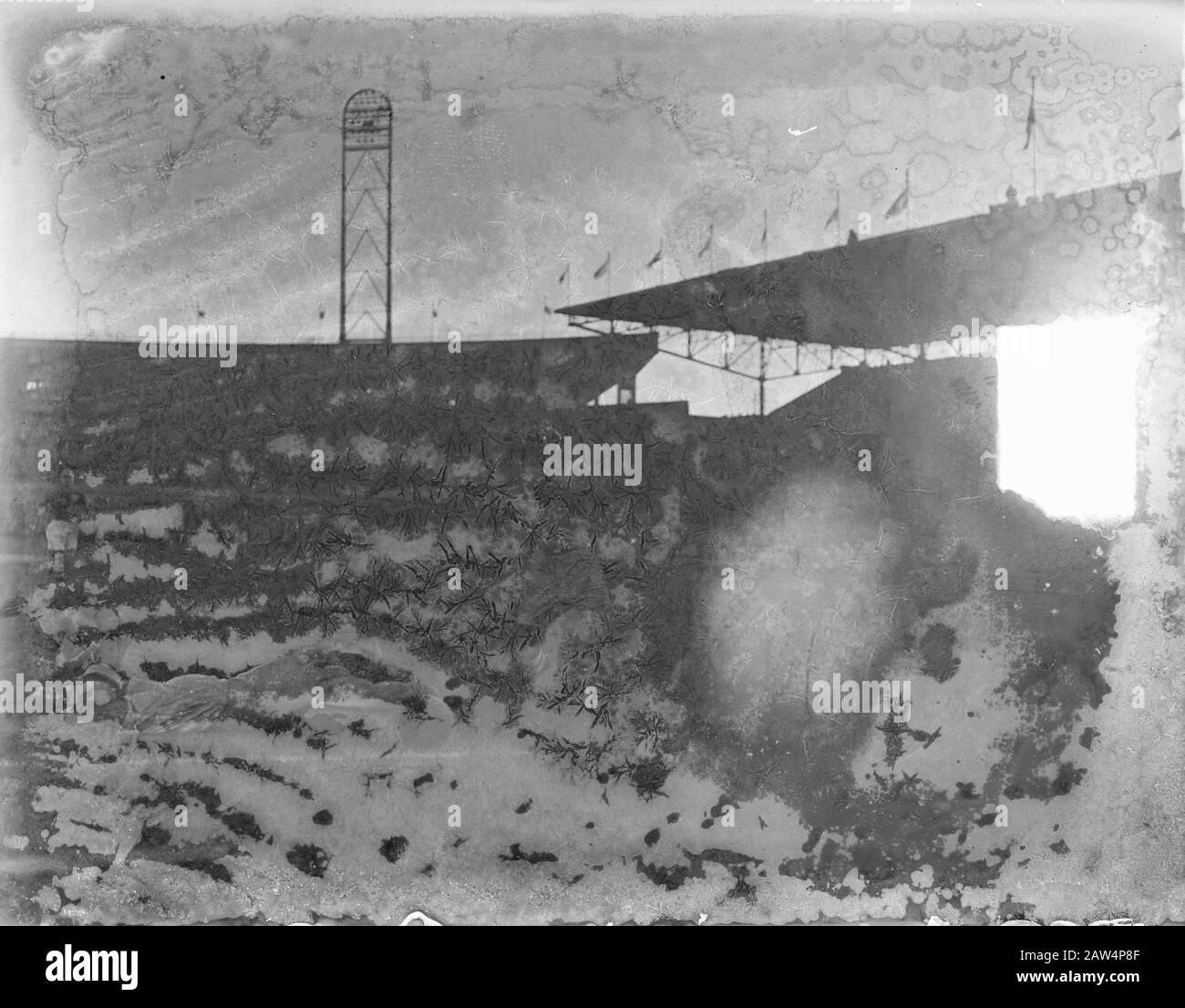 Niederlande vs. Dänemark 0-1 Datum: 11. Dezember 1949 Standort: Amsterdam, Noord-Holland Schlüsselwörter: Sport, Fußball Stockfoto