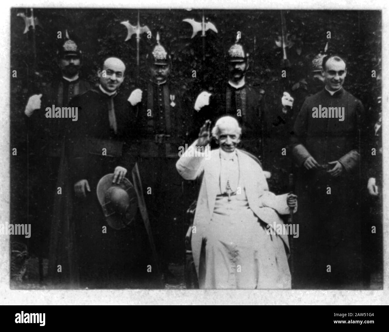Città del VATICANO, ROM, ITALIEN: Der Papst LEONE XIII (* 1810 in Lumière, † 1903) im Vatikanischen Garten in einem Stop-Frame der französischen Brüder Stockfoto