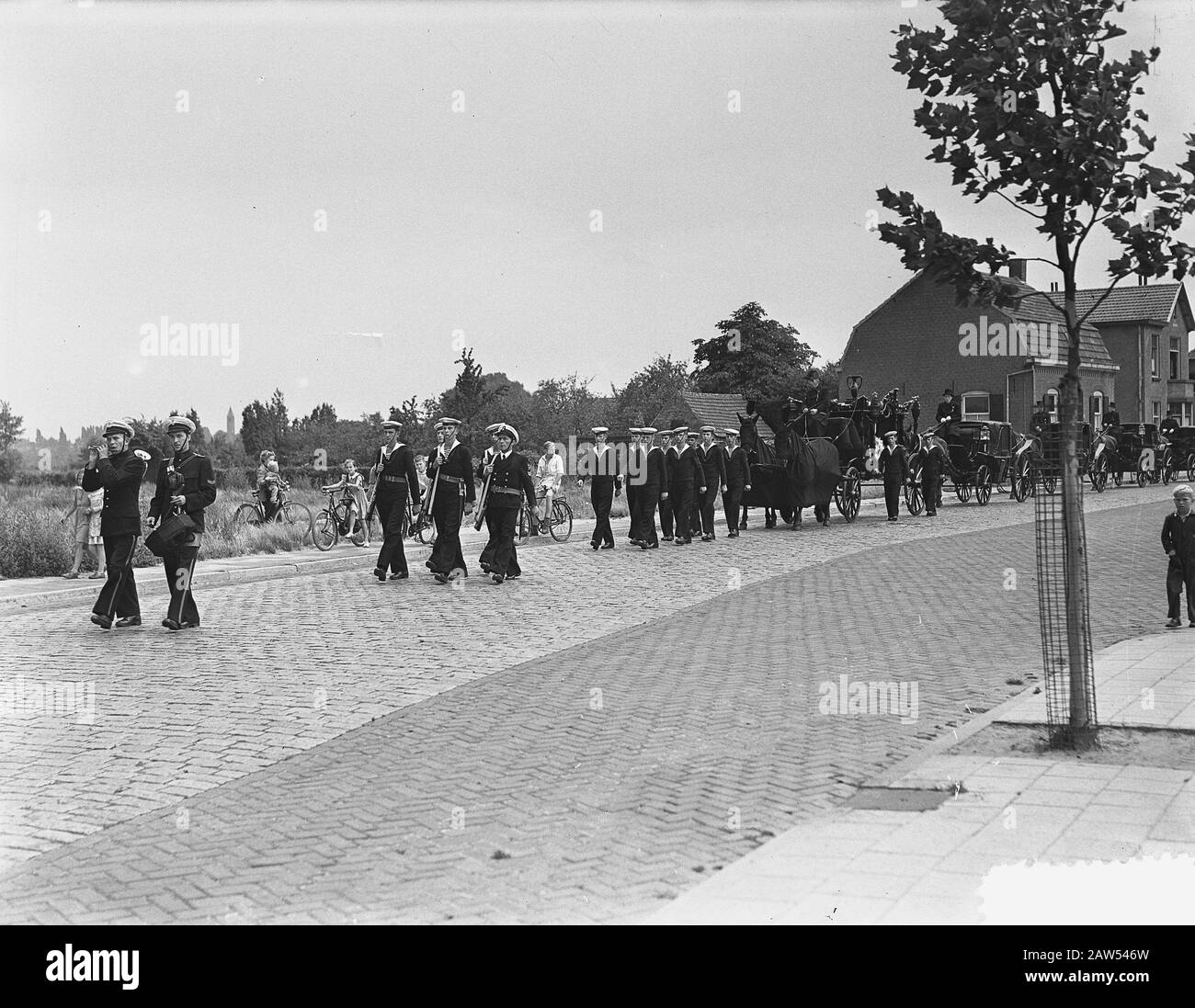 Marvo Funeral Aircraft Maker Van Welre Datum: 18. August 1953 Schlüsselwörter: Beerdigung Stockfoto
