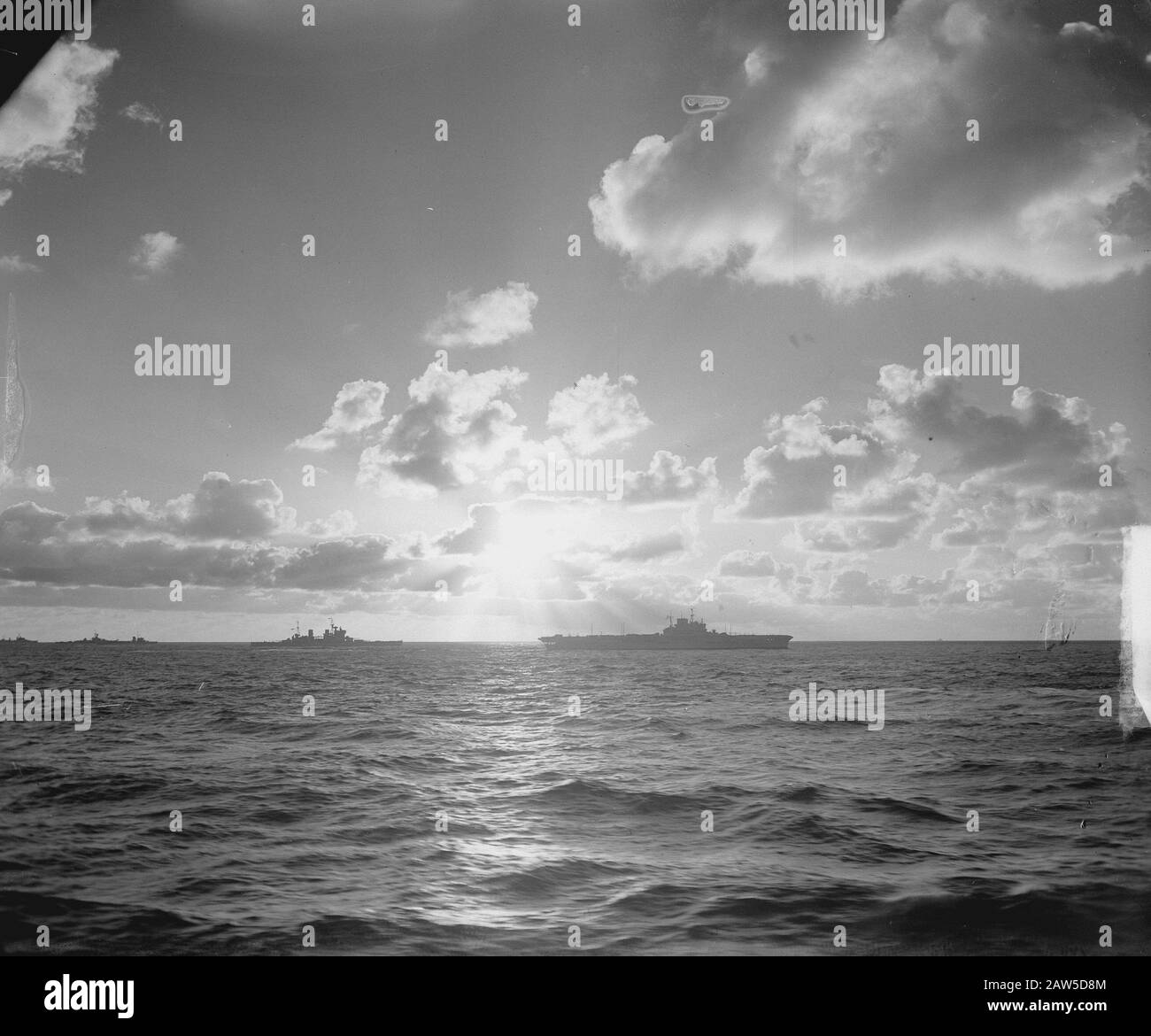 Manöver Western Fleet Annotation: Recht ein Flugzeugträger Datum: 9. Juli 1949 Standort: Nordsee Schlagwörter: Marine, Militärschiffe Stockfoto