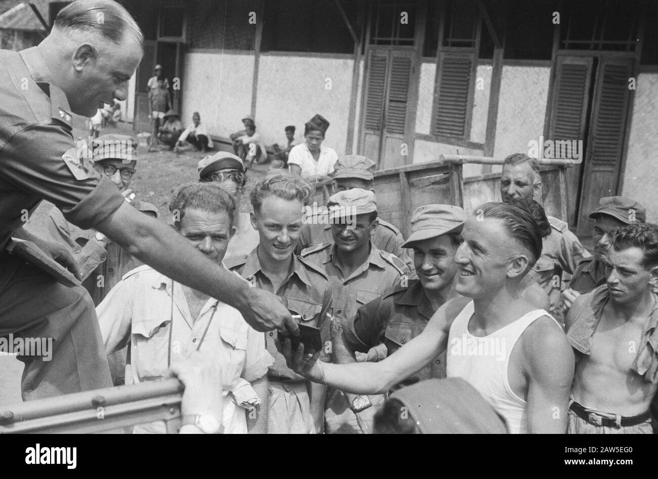 Leichtathletik-Spiele bei 1-4 R.I. An Kuningan Kuningan Datum: 15. April 1948 Ort: Indonesien, Java, Kuningan, Niederländisch-Ostindien Stockfoto