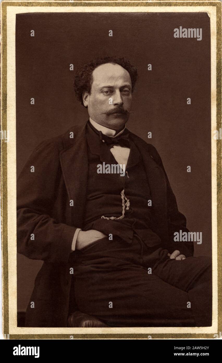 1870 Ca, PARIS, FRANKREICH: Der gefeierte französische Schriftsteller ALEXANDRE DUMAS Fils (* um 1824-1895 in Paris) Autor der Romonces "La dame aux camelias" ( Camille oder Stockfoto