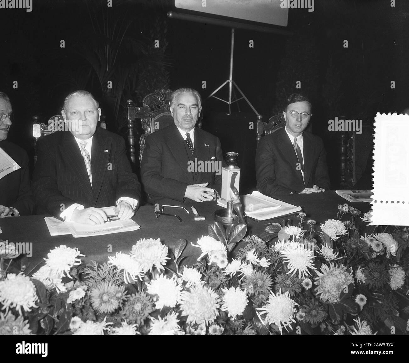 Niederländische Handelskammer in Deutschland 50 Jahre Parteitag Datum: 18. November 1955 Ort: Deutschland Institution Name: Handelskammer Stockfoto