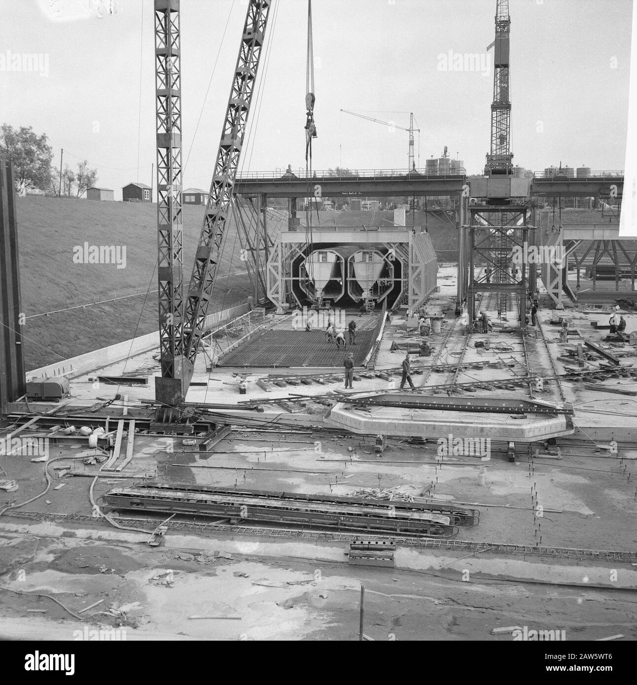 U-Bahn-Bau in Rotterdam Datum: 11. Oktober 1961 Standort: Rotterdam, South Holland Schlüsselwörter: U-Bahn-Bau Stockfoto