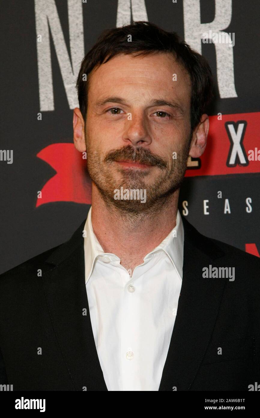 Hollywood, Kalifornien, USA. Februar 2020. Scoot McNairy besucht Netflix's "Narcos: Mexico"-Staffel 2-Special Screening am 6. Februar 2020 im Netflix Home Theatre in Hollywood, Kalifornien. Foto: Crash/imageSPACE/MediaPunch Credit: MediaPunch Inc/Alamy Live News Stockfoto