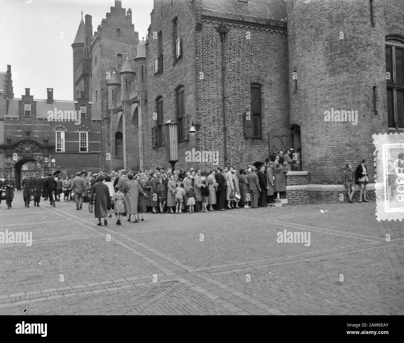 Eröffnung des Generalstaaten. Warten bei Knights Datum: 16. September 1956 Schlagwörter: Openings Institution Name: Knights Stockfoto