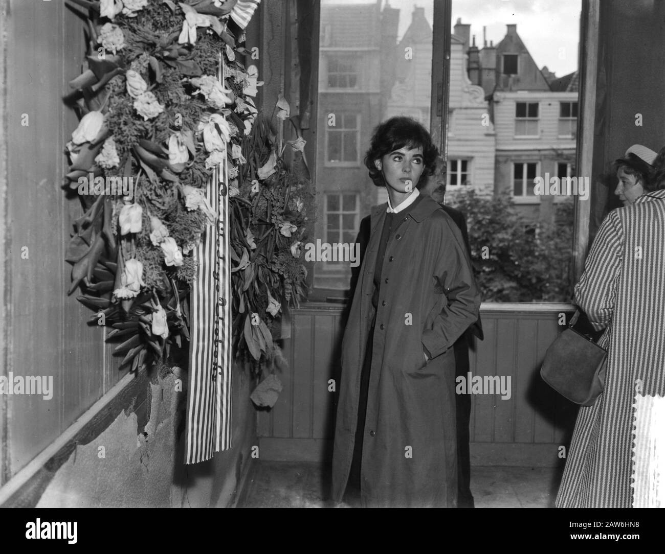 Milly Perkins besucht den Geheim-Anhang zur Prinsengracht Datum: 28. Mai 1959 Stockfoto