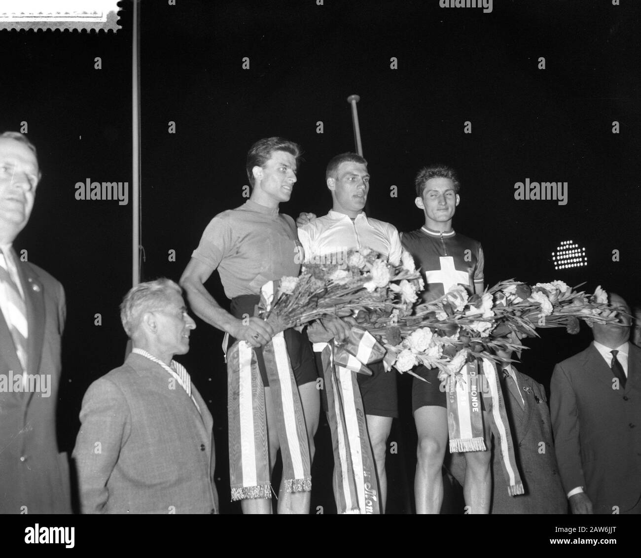 Weltradsport auf dem Job in Amsterdam. Amateure jagen. V. l. Mario Valotto (It.) 2., Rudi Altig (Ger) 1. Und Walter Trepp (Sw.) 3.; Stockfoto