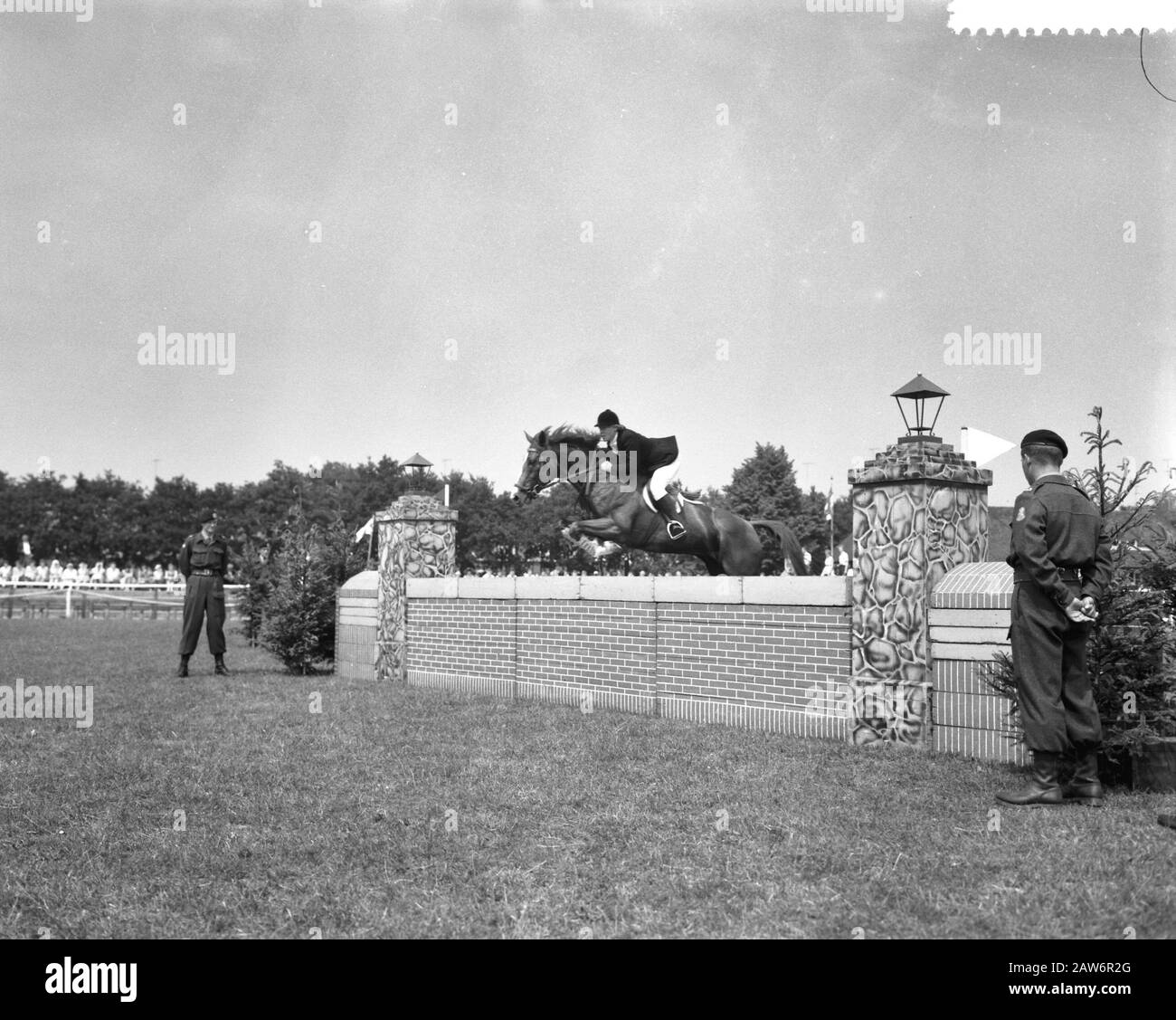 Prinzessin Armgard zum Internationalen Concours Hippique Datum: 24. Juni 1960 Schlagwörter: Wettbewerbe Personenname: Armgard, Prinzessin von Lippe-Biesterfeld Stockfoto