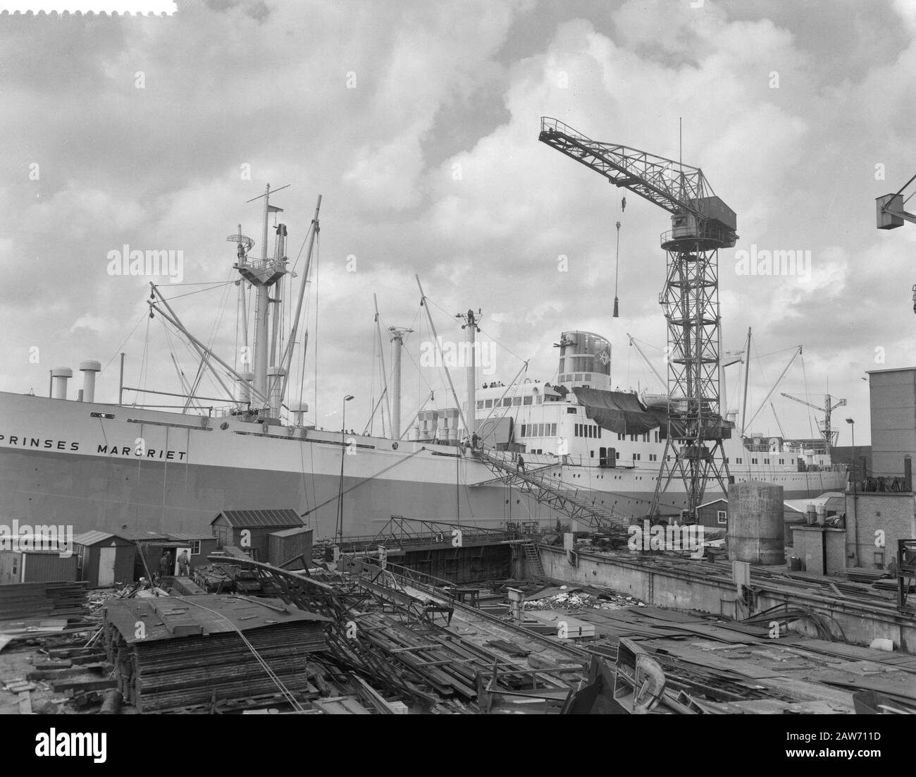 Frau Prinzessin Margriet von der Orange Line. Am Hof Datum: 30. Mai 1961 Schlagwörter: Werften, Schiffe Personenname: Marguerite, Princess Institution Name: Orange Line Stockfoto