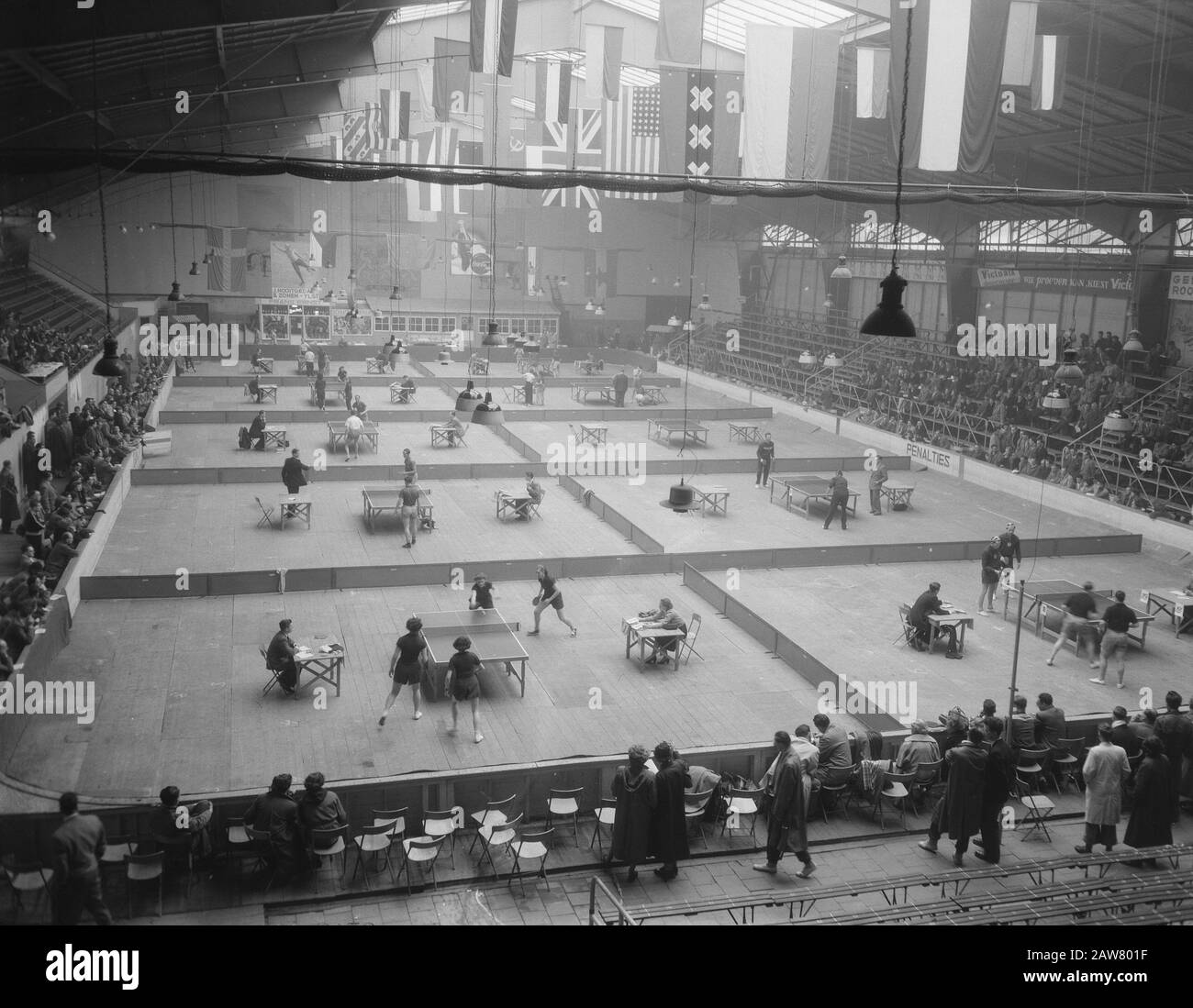 Tischtennisweltmeisterschaften Houtrust Hague Datum: 3. April 1954 Ort: Den Haag, Zuid-Holland Personenname: Houtust Stockfoto