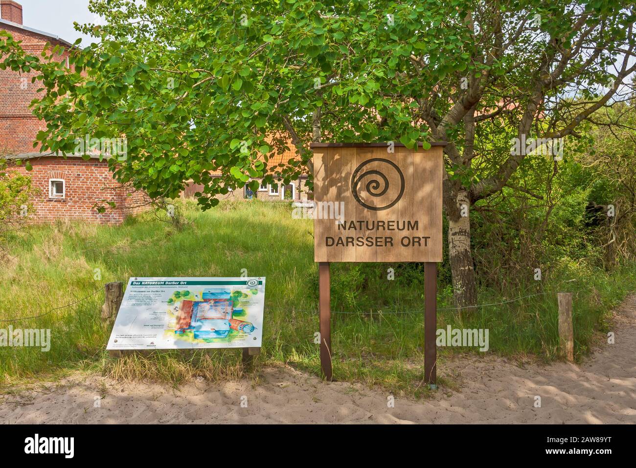 Prerow, Deutschland - 15. Juni 2012: Natureum Darsser Ort, das Museum informiert über die lokale Tier- und Pflanzenwelt und zeigt ausgestopfte Tiere. Es gibt auch einen Stockfoto