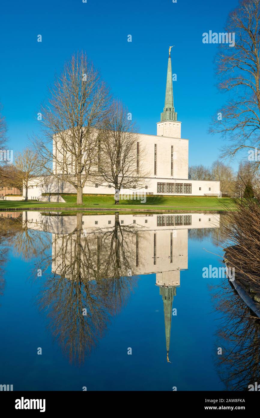 Mormon London England Temple, of The Church of Jesus Christus of Latter Day Heiligen (LDS Church) in der Nähe von Newchapel, Surrey, Großbritannien Stockfoto