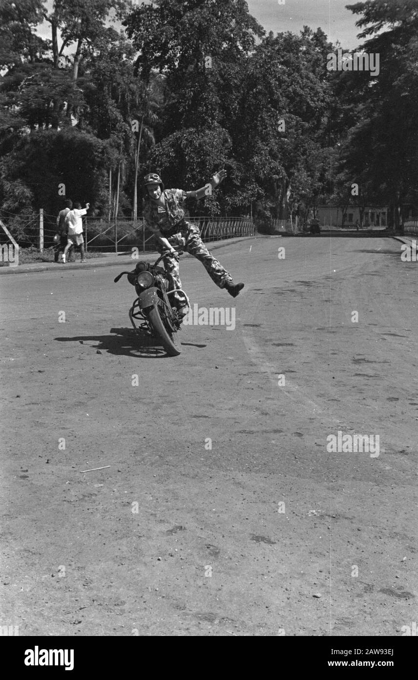 Versandreiter. Daemons Trie Skills Motorrad Fahrt Datum: 01.01.1947 Ort: Indonesien Niederländische Ostinseln Stockfoto