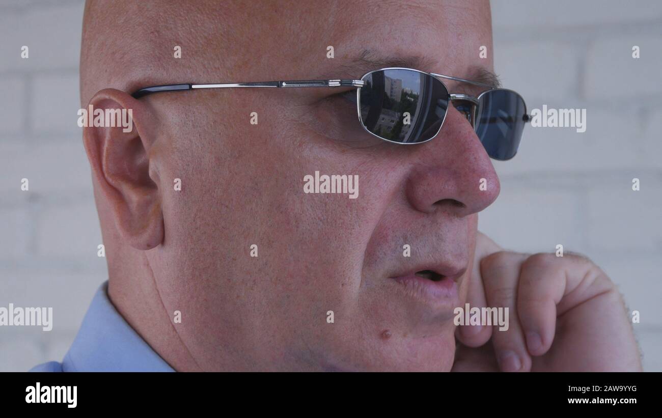 Security Agent Portrait Mit Spezieller Kommunikationstechnologie Stockfoto