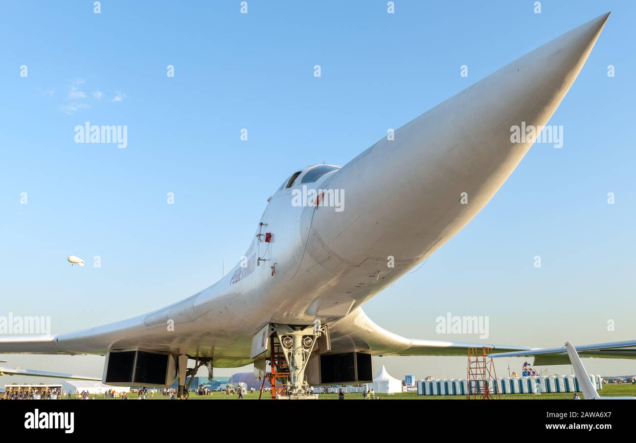 August 2019 Zhukovsky, Russland. Sowjetischen und russischen Überschall-Strategieträger mit variablem Sweep Wing Tupolev TU-160 an der Inte Stockfoto