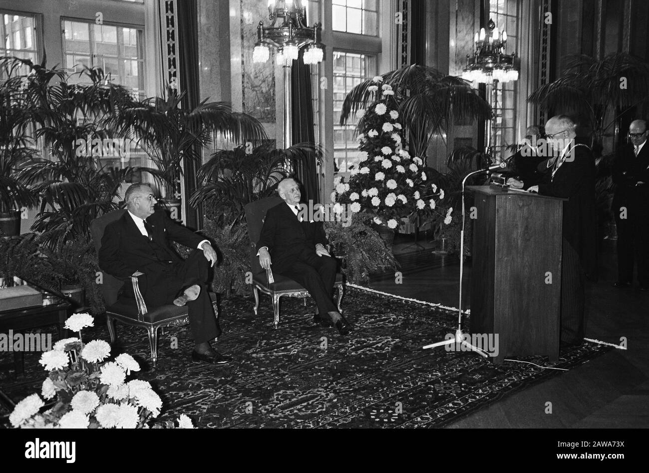 Lyndon B. Johnson in Rotterdam Datum: 5. November 1963 Ort: Rotterdam, South Holland Schlüsselwörter: Präsidenten Stockfoto