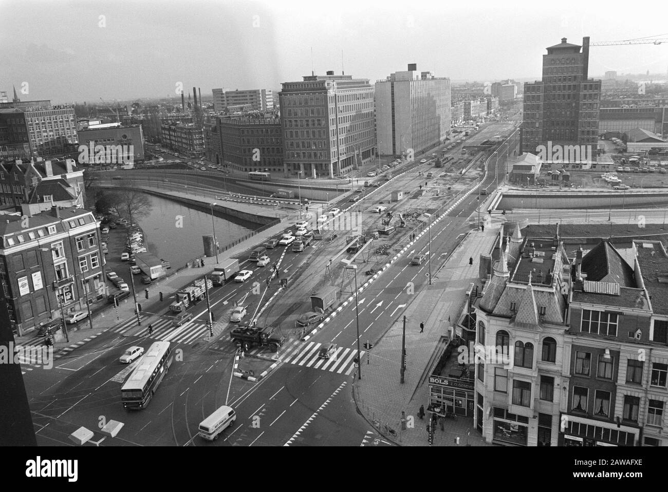 U-Bahn-Bau in Wibautstraat, Amsterdam Datum: 16. Februar 1971 Standort: Amsterdam, Noord-Holland Schlüsselwörter: U-Bahn-Bau Stockfoto