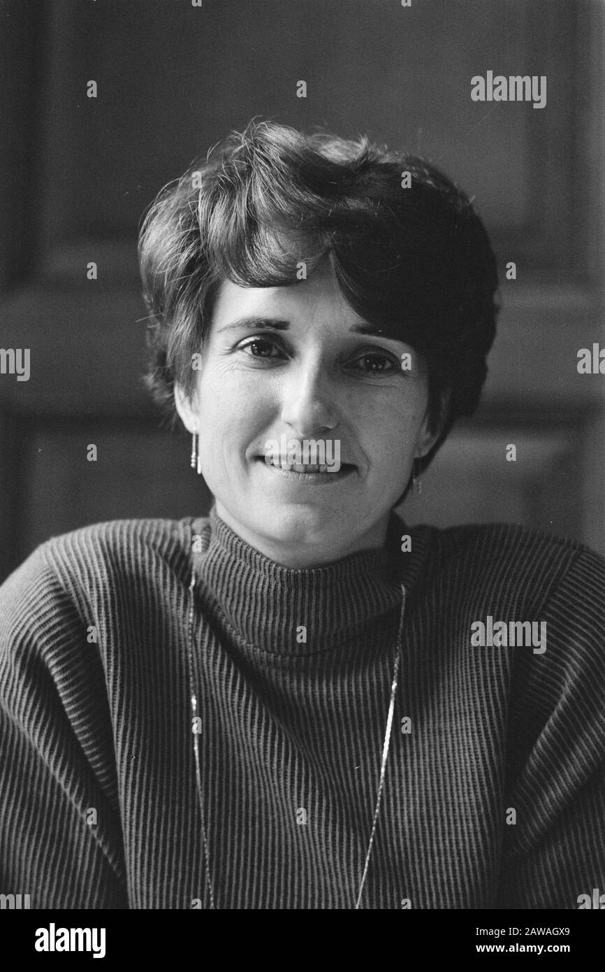 Frau Y. M. T. C. van Rooy begann als Ministerin für auswärtige Angelegenheiten; Stockfoto