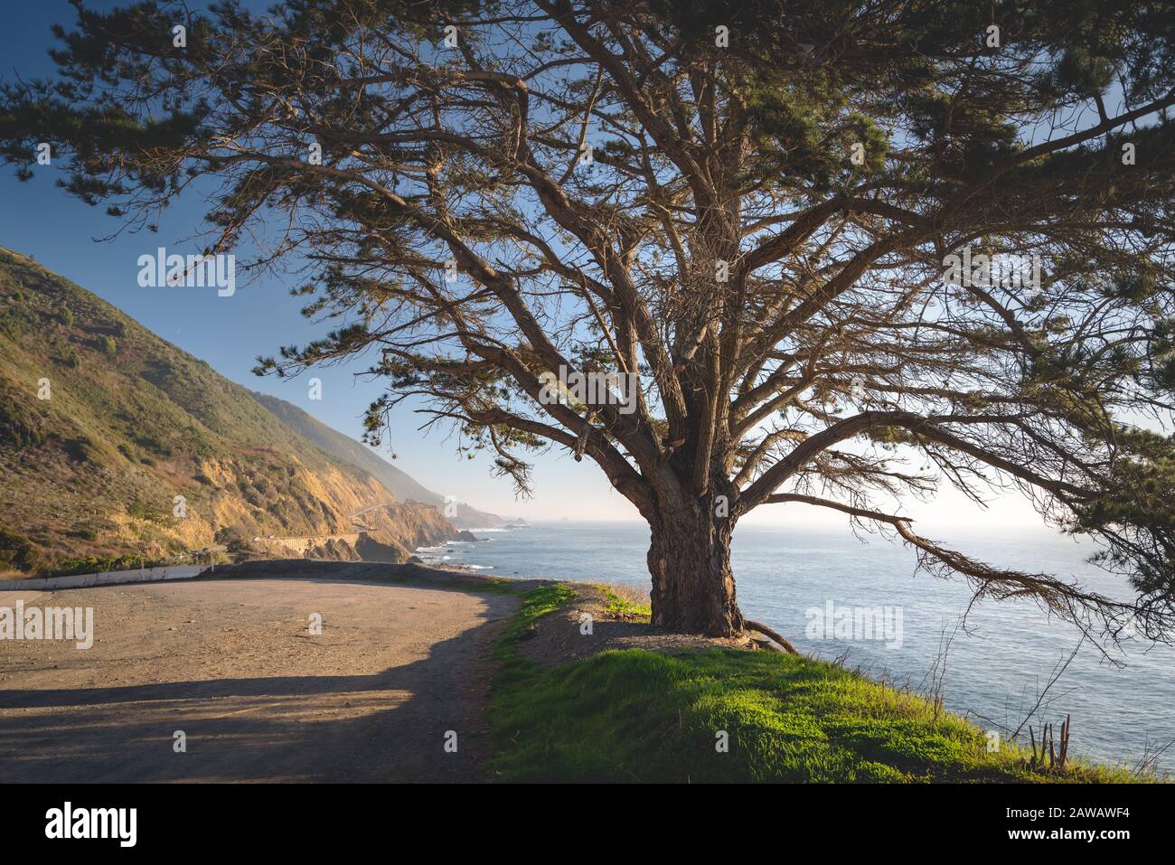 Big Sur, Kalifornische Küste. Malerische Landschaft. Berühmter California State Rout 1, Monterey County Stockfoto