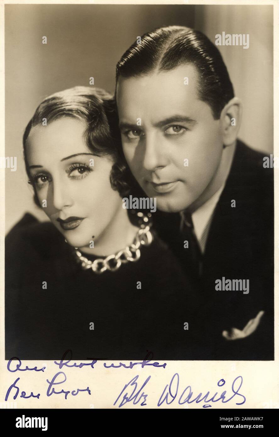 1946 Ca, USA: Der Filmschauspieler BEN LYON (* 1901; † 1979) mit Frau, der gefeierten Stummfilmschauspielerin BEBE DANIELS (* 1901; † 1971). Auch Ben Lyon Stockfoto