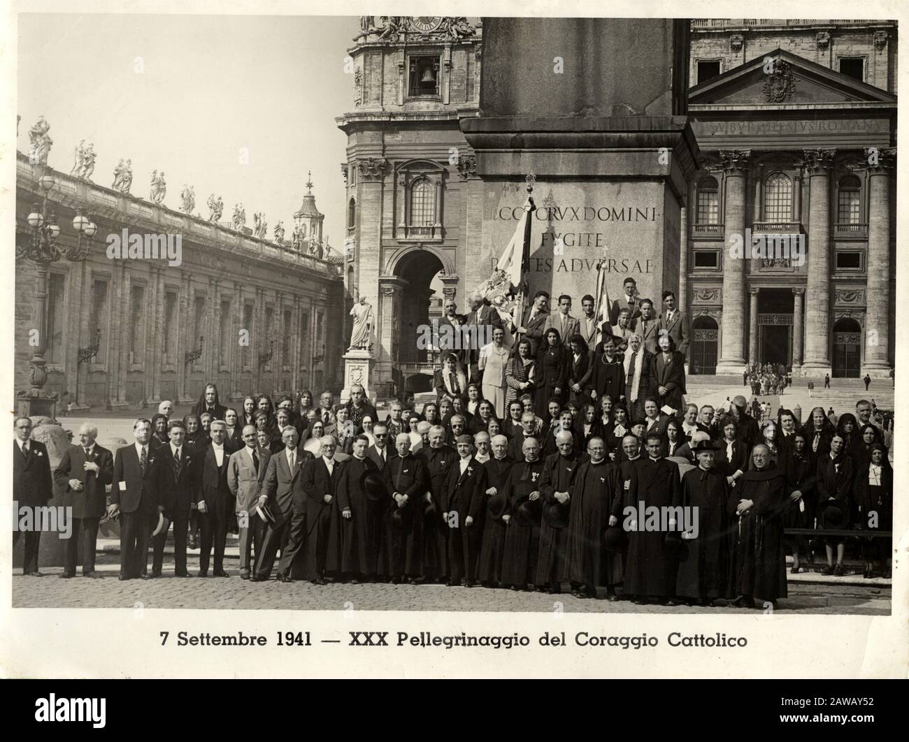 1941 , september , ROMA, ITALIEN : Die italienische katholische Verbandsgruppe CORAGGIO CATTOLICO ( Katholischer Mut ) aus Genua auf einer Reise in die Stadt Stockfoto