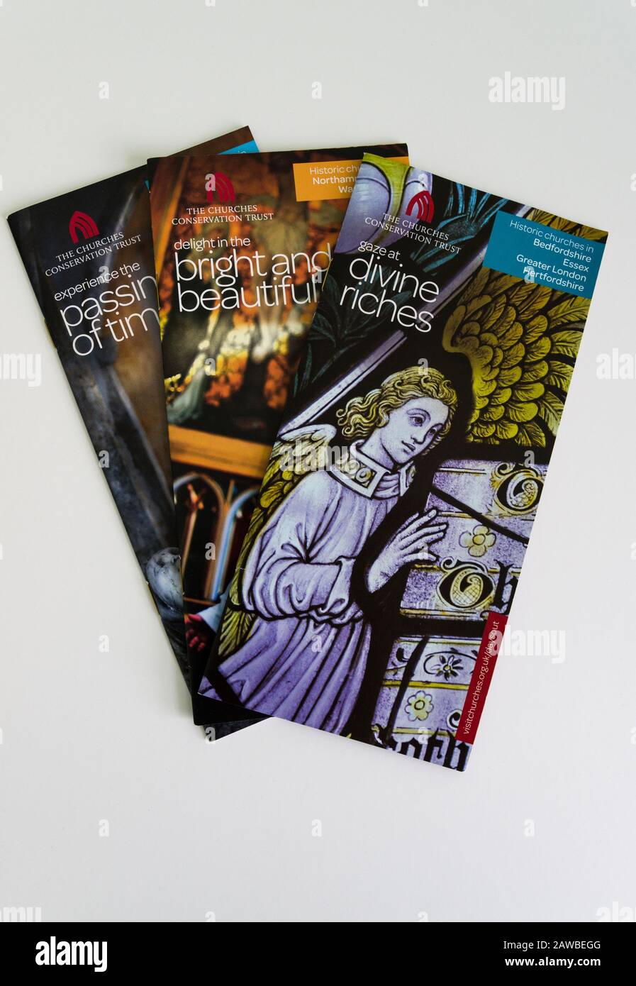 Broschüren/Besucher-Führer für The Kirchen Conservation Trust, eine britische Wohltätigkeitsorganisation, die historische Kirchen in Gefahr schützt. Stockfoto