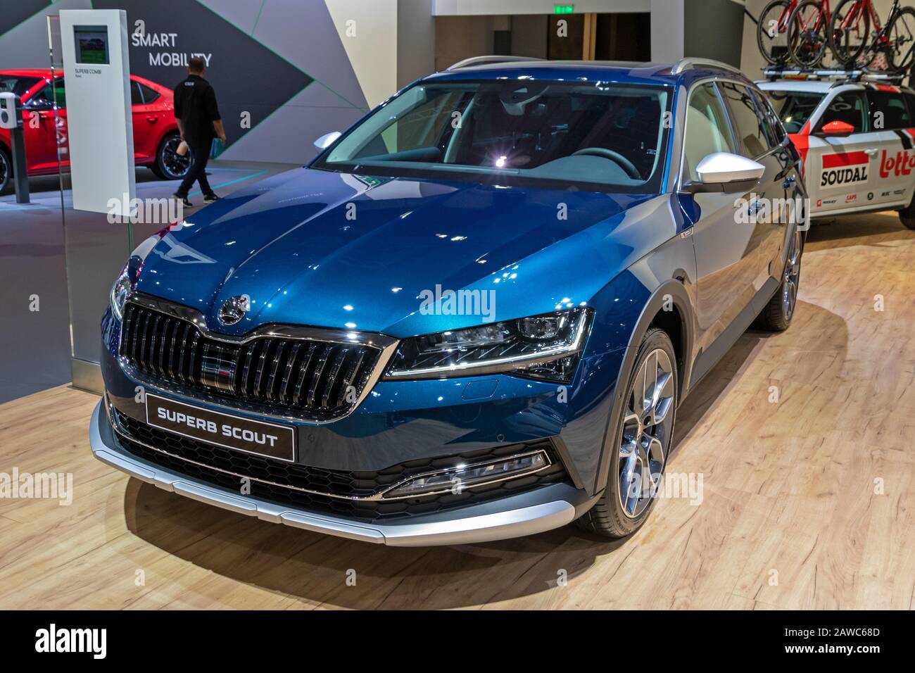 Brüssel - 9. JANUAR 2020: Das neue Skoda Superb Scout Pkw-Modell wurde auf der Autosalon 2020 in Brüssel vorgestellt. Stockfoto